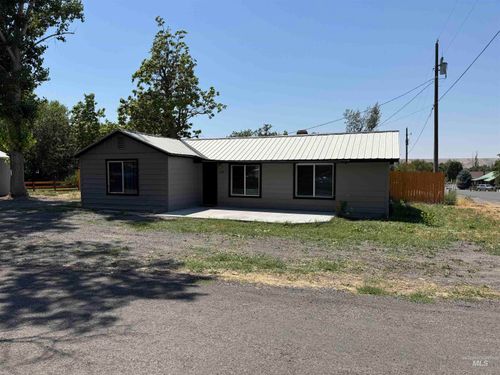 180 South St E, Hagerman, ID, 83332-5661 | Card Image