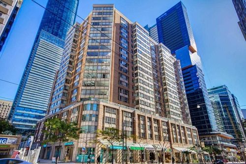 806-44 Gerrard St W, Toronto, ON, M5G2K2 | Card Image