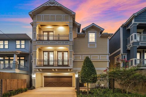 1330 Blair St, Houston, TX, 77008-3818 | Card Image