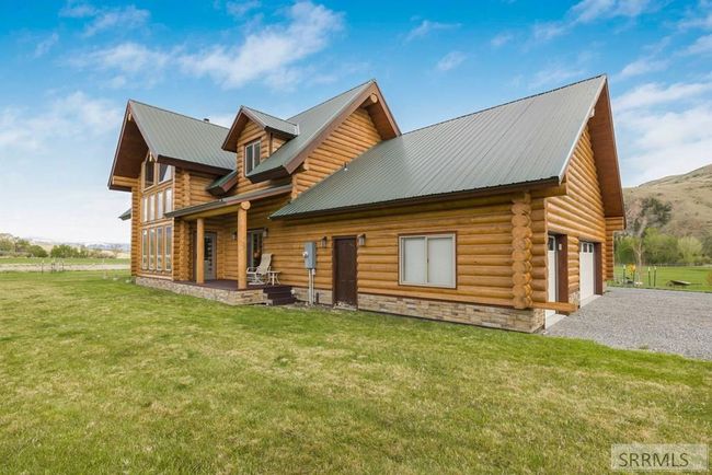 4550 N Us Highway 93, House other with 3 bedrooms, 3 bathrooms and 3 parking in Mackay ID | Image 5
