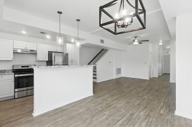 1004 E Fannin St, Home with 0 bedrooms, 0 bathrooms and null parking in Luling TX | Image 15