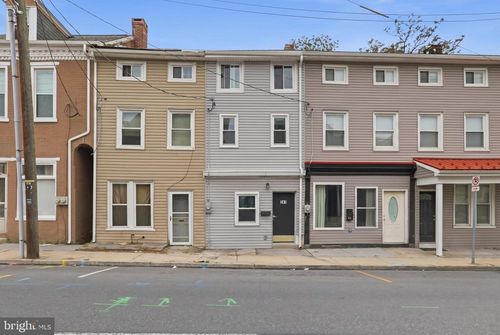 141 N 9th St, LEBANON, PA, 17046-4904 | Card Image