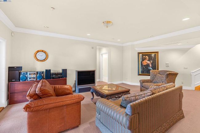 11 La Strada Ct, House other with 5 bedrooms, 5 bathrooms and 2 parking in Burlingame CA | Image 42
