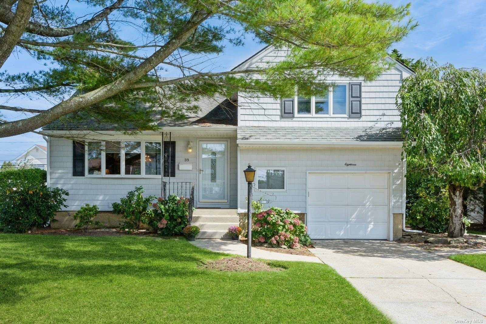 Sussex Ave, Massapequa, NY 11758