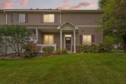 j-738 Maple Hills Dr, Maplewood, MN, 55117-2897 | Card Image
