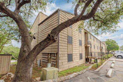 apt-403-3600 Greystone Dr, Austin, TX, 78731-2247 | Card Image