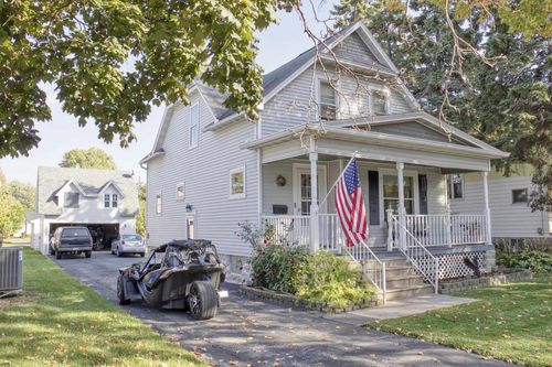 1638 Jackson Street, OSHKOSH, WI, 54901 | Card Image
