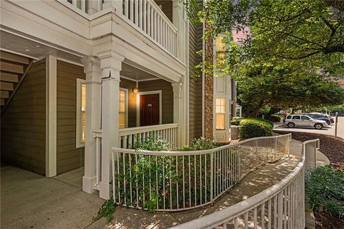 112 Bentley Pl, Tucker, GA, 30084-2175 | Card Image