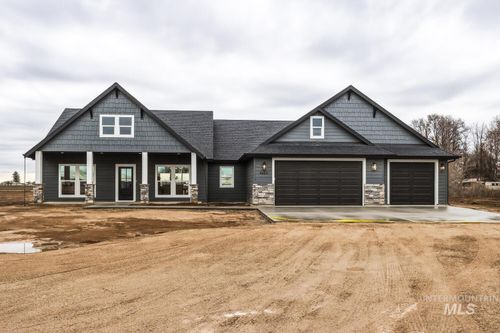 4653 Idaho St, New Plymouth, ID, 83655-5240 | Card Image