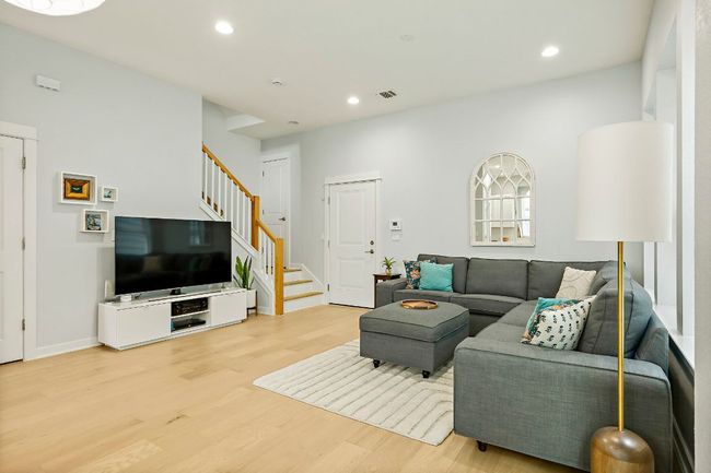 4003 Vaughan St, House other with 3 bedrooms, 3 bathrooms and 4 parking in Austin TX | Image 7