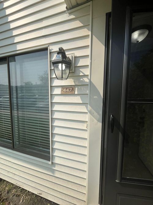 2-447 E 60th Pl, Merrillville, IN, 46410-3033 | Card Image