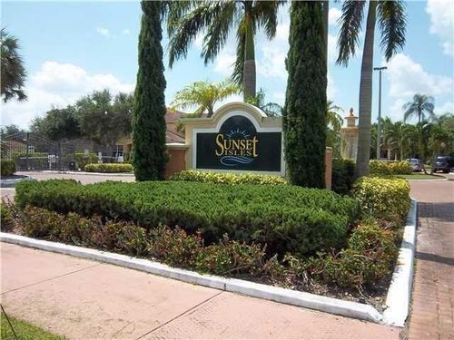 606-10372 Fox Trail Rd S, Royal Palm Beach, FL, 33411-1444 | Card Image
