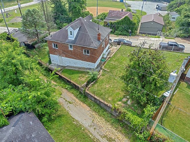 524 Forest St, House other with 1 bedrooms, 2 bathrooms and 2 parking in Monessen PA | Image 11