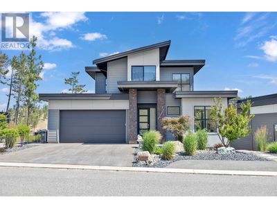 1888 Northern Flicker Crt, House other with 4 bedrooms, 4 bathrooms and 2 parking in Kelowna BC | Image 1