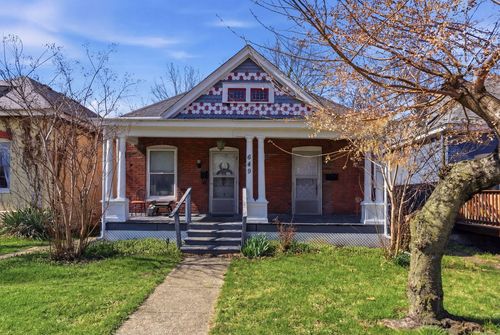 649 N Broadway, Lexington, KY, 40508-1472 | Card Image
