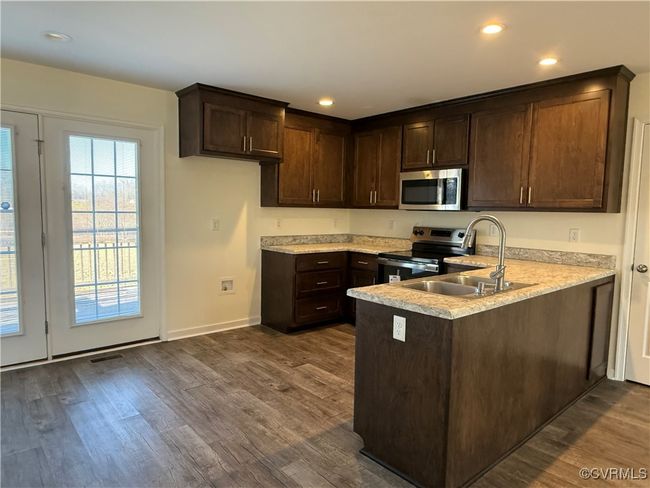 11325 Webb Rd, House other with 5 bedrooms, 4 bathrooms and null parking in Disputanta VA | Image 8