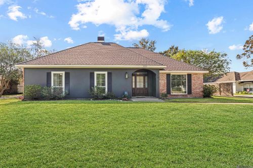 5153 Stones River Ave, Baton Rouge, LA, 70817-3350 | Card Image