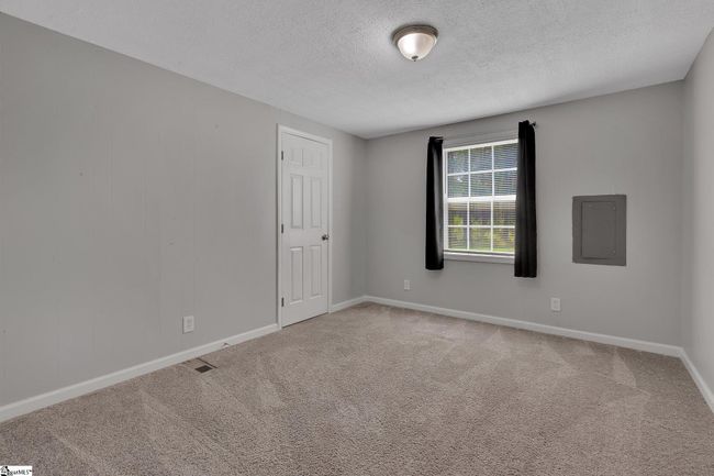 381 Cox Rd, House other with 3 bedrooms, 2 bathrooms and null parking in Greer SC | Image 17
