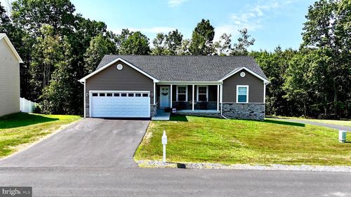 740 Basin Dr, INWOOD, WV, 25428-3235 | Card Image