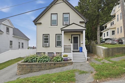 12 Marion St, Haverhill, MA, 01832-4626 | Card Image