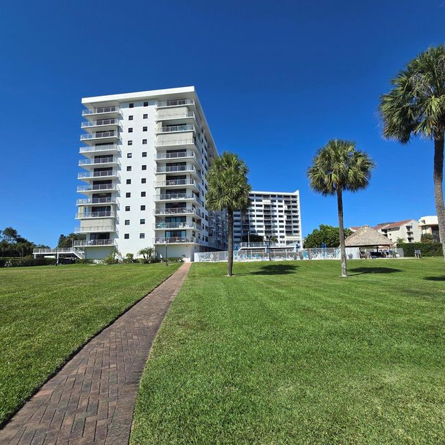 APT-406 - 336 Golfview Rd, Condo with 2 bedrooms, 2 bathrooms and null parking in North Palm Beach FL | Image 34