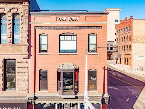 1 N Lake Ave, Duluth, MN, 55802-2018 | Card Image