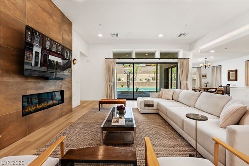413 Vista Sunset Ave, Las Vegas, NV, 89138-6415 | Card Image