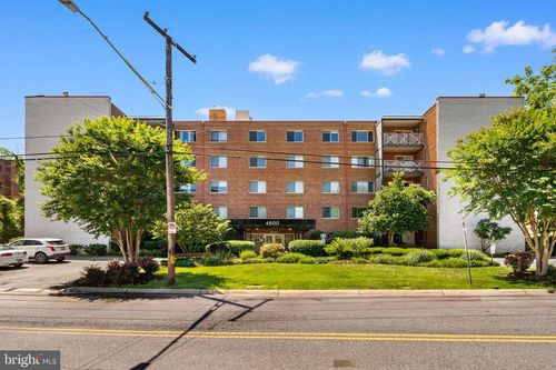 408-4800 Chevy Chase Dr, Chevy Chase, MD, 20815-6455 | Card Image