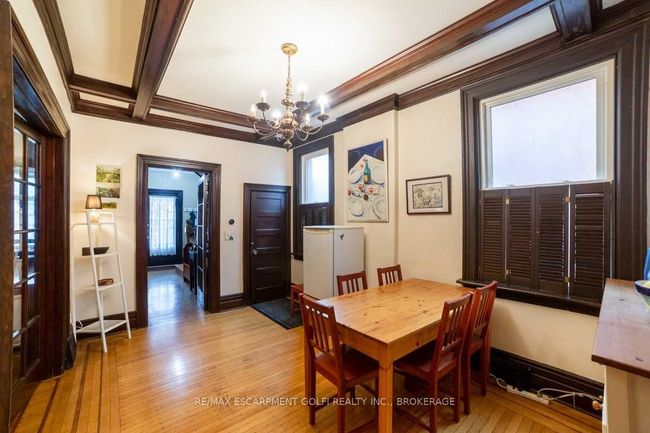 222 Hess St S, House other with 4 bedrooms, 2 bathrooms and 3 parking in Hamilton ON | Image 13