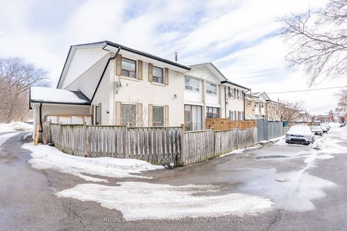 19-61 Ardglen Dr, Brampton, ON, L6W1V1 | Card Image