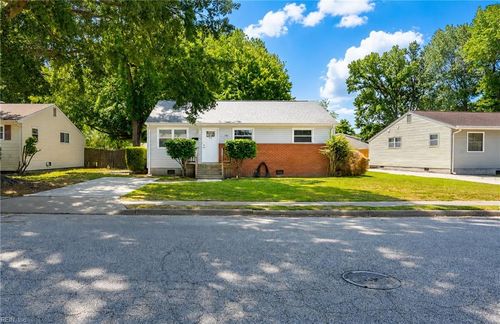 1532 Adams Circle, Hampton, VA, 23663 | Card Image