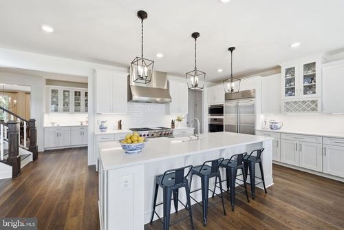 23750 Great Bend Ln, ALDIE, VA, 20105-6060 | Card Image