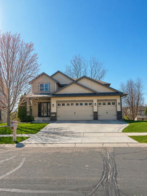 19823 Iberis Ave, Lakeville, MN, 55044-5029 | Card Image