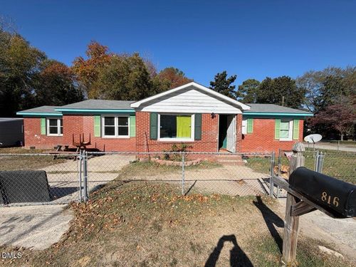 816 Prince St, Fayetteville, NC, 28301-3555 | Card Image