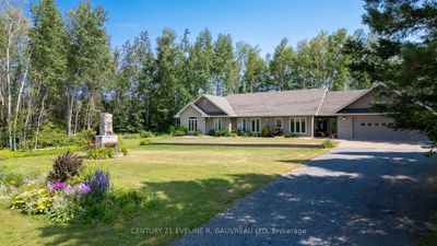 331475 Highway 11, House other with 3 bedrooms, 3 bathrooms and 20 parking in Armstrong ON | Image 2