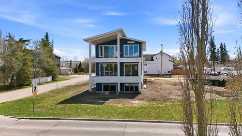 4205 Lakeshore Dr, Sylvan Lake, AB, T4S1C1 | Card Image