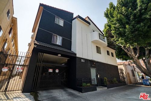 311 S New Hampshire Ave, Los Angeles, CA, 90020-1834 | Card Image