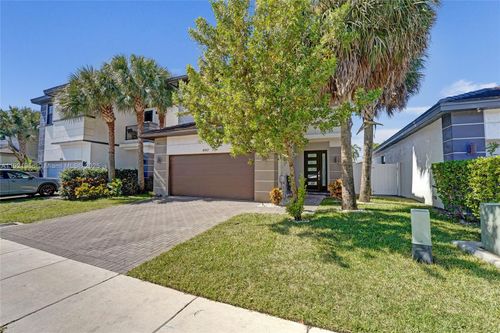 4947 Whispering Way, Fort Lauderdale, FL, 33312-5756 | Card Image