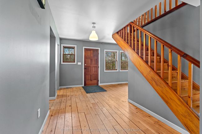 7558 Highway 38, House other with 3 bedrooms, 1 bathrooms and 10 parking in Verona ON | Image 10