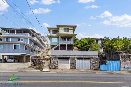 1905 Kalihi St, Honolulu, HI, 96819-4252 | Card Image