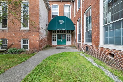 unit-118-150 Yantic St, Norwich, CT, 06360-4243 | Card Image