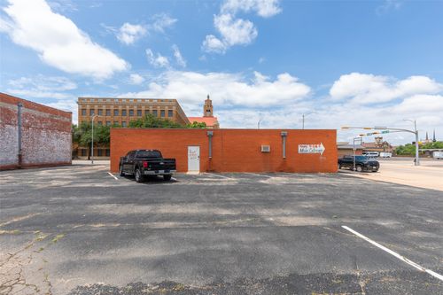 1241 N 3rd St, Abilene, TX, 79601-5725 | Card Image