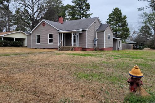 737 E Elm St, Prescott, AR, 71857-2445 | Card Image