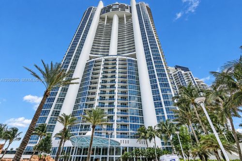 602-18101 Collins Ave, Sunny Isles Beach, FL, 33160-3192 | Card Image