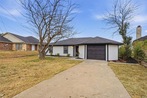763 Lakeside Dr, Rockwall, TX, 75032-6139 | Card Image
