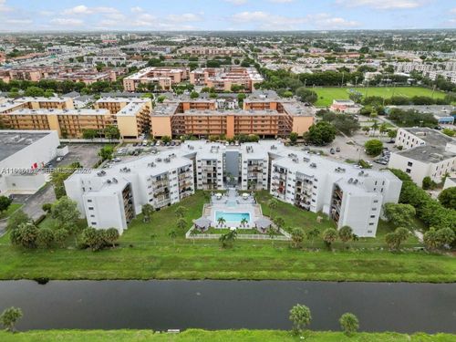 apt-205-1820 W 53rd St, Hialeah, FL, 33012-2125 | Card Image