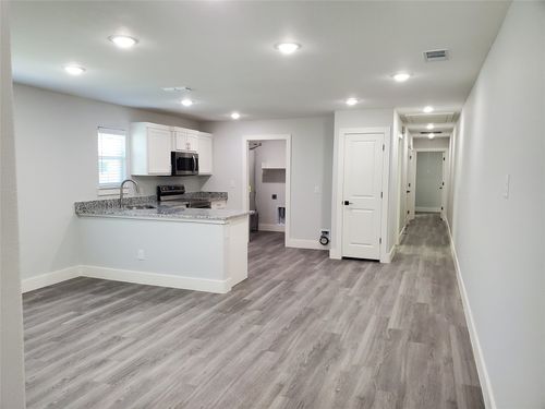 608 E 3rd St, Bonham, TX, 75418-4402 | Card Image