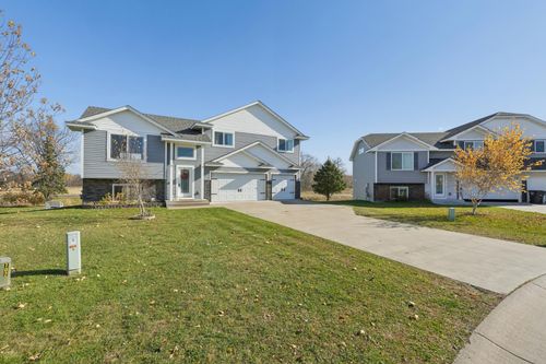 17749 311th Ct, Shafer, MN, 55074-9215 | Card Image