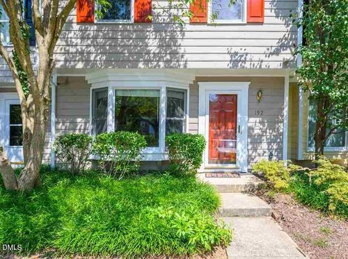 192 Saint Andrews Ln, Chapel Hill, NC, 27517-5520 | Card Image