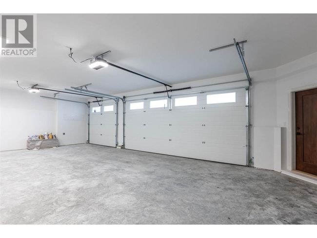 17 - 3100 Kicking Horse Dr, House other with 7 bedrooms, 6 bathrooms and 7 parking in Kamloops BC | Image 52